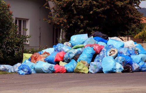 Factors influencing skip hire prices in Charlton
